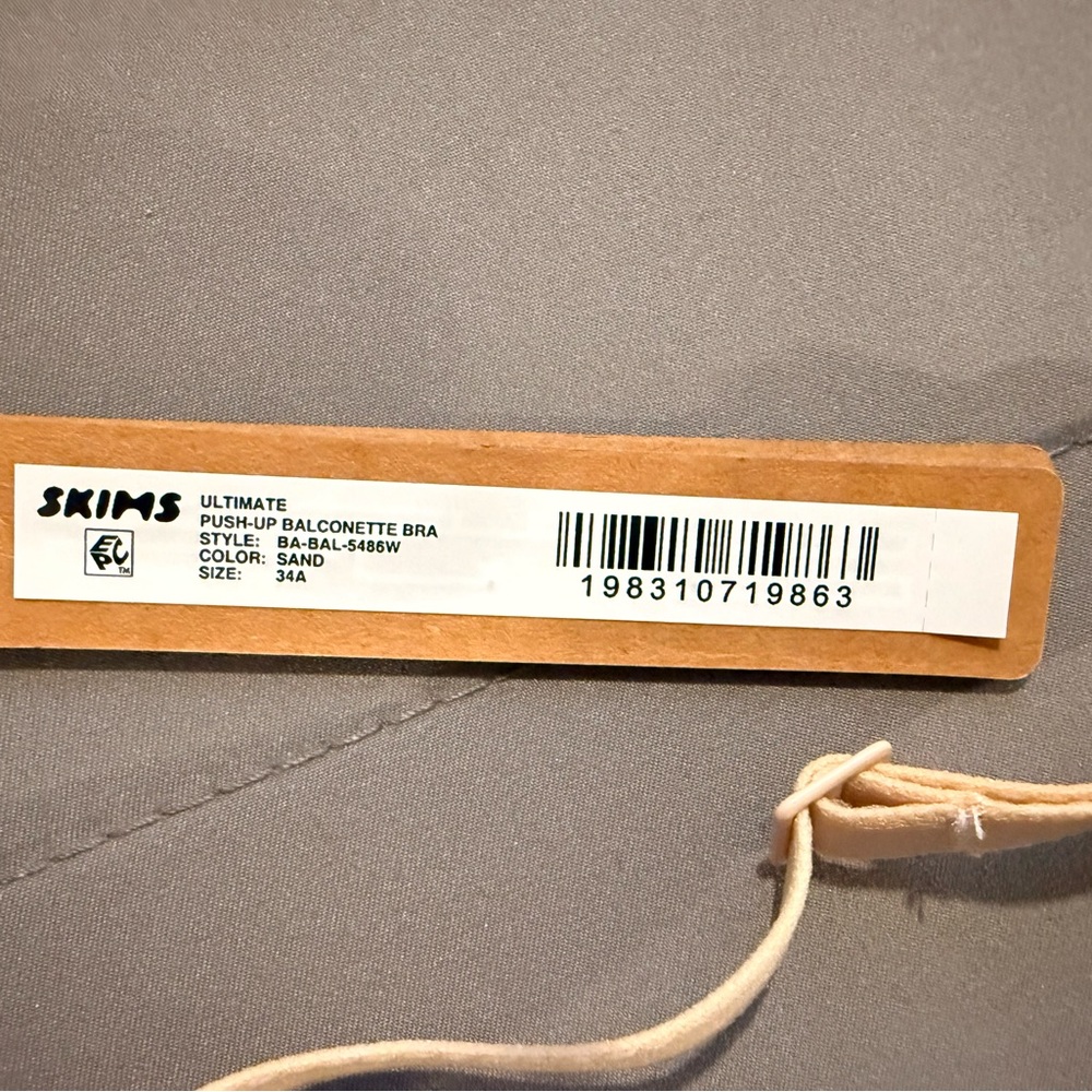SKIMS 34A Ultimate Push-up Balconette Bra, color Sand, size 34A - Picture 3 of 5